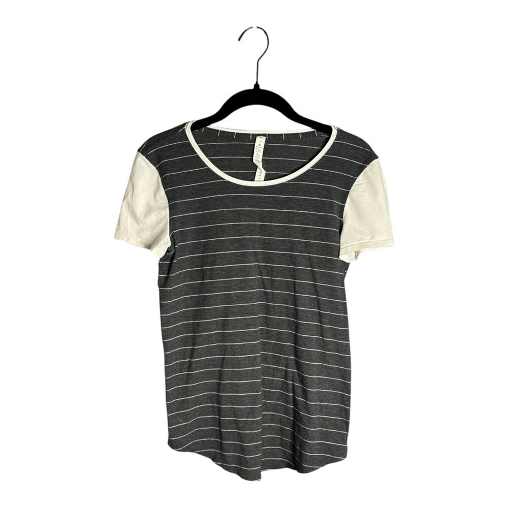 Lululemon Gray White Striped Short Sleeve Top Round Neckline 2